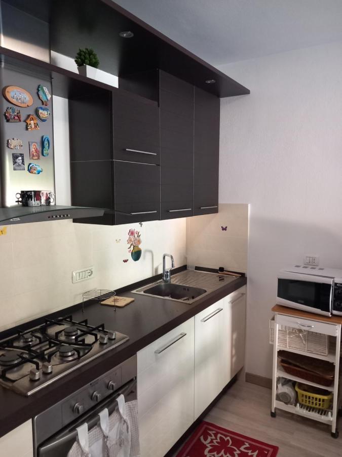 Andres' Apartment Специя Экстерьер фото